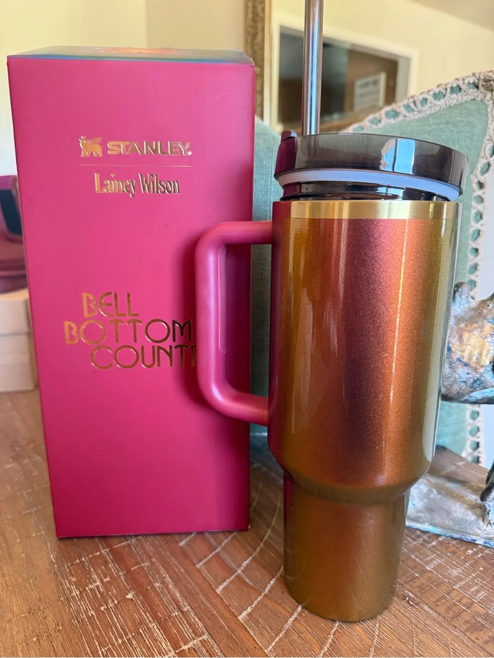 40 ozStanley Bell Bottom Country Metallic Travel Mug - Rose Handle Laney Wilson - Picture 2 of 6